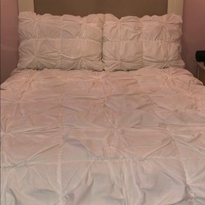 PB (Pottery Barn) Teen Comforter + Sham Set